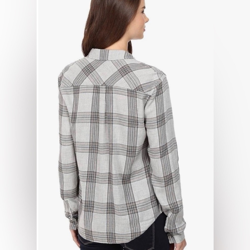 PAIGE Gray Plaid Buttonless Shirt Blouse Size M - Picture 3 of 12